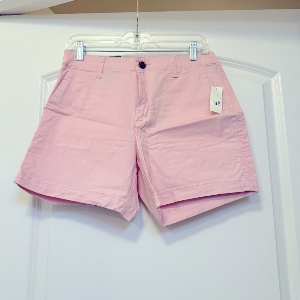 New GAP shorts